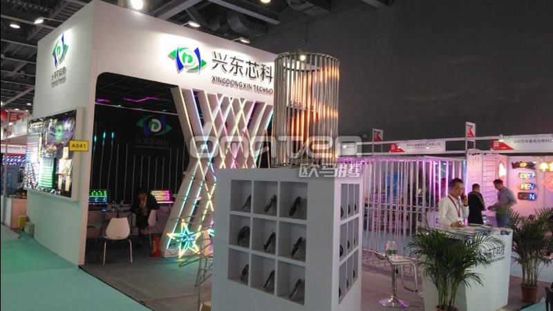 喷绘写真与车贴：材质、工艺与适用场景解析